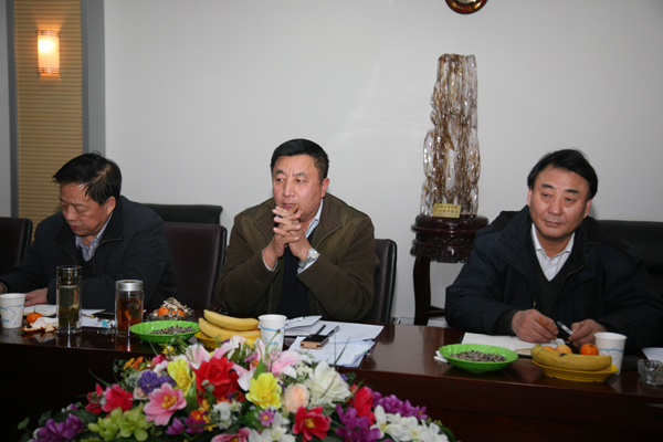 学校召开2013年度统战工作座谈会